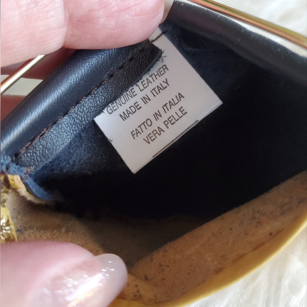 Made in Italy Firenze-Black & Gold,Genuine Leather Tassle, Unique Snap Closure - Picture 5 of 8